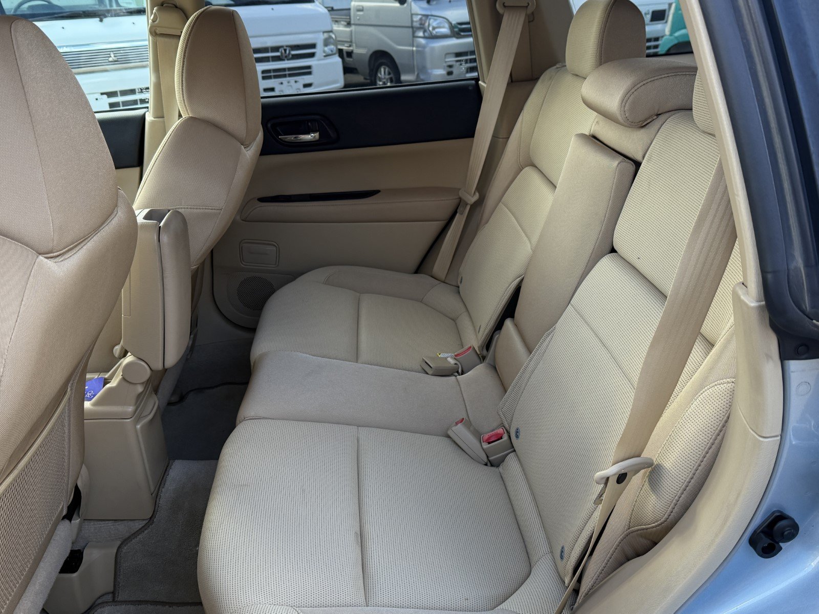 2005 Subaru Forester JDM car for sale — photo 8 of 11
