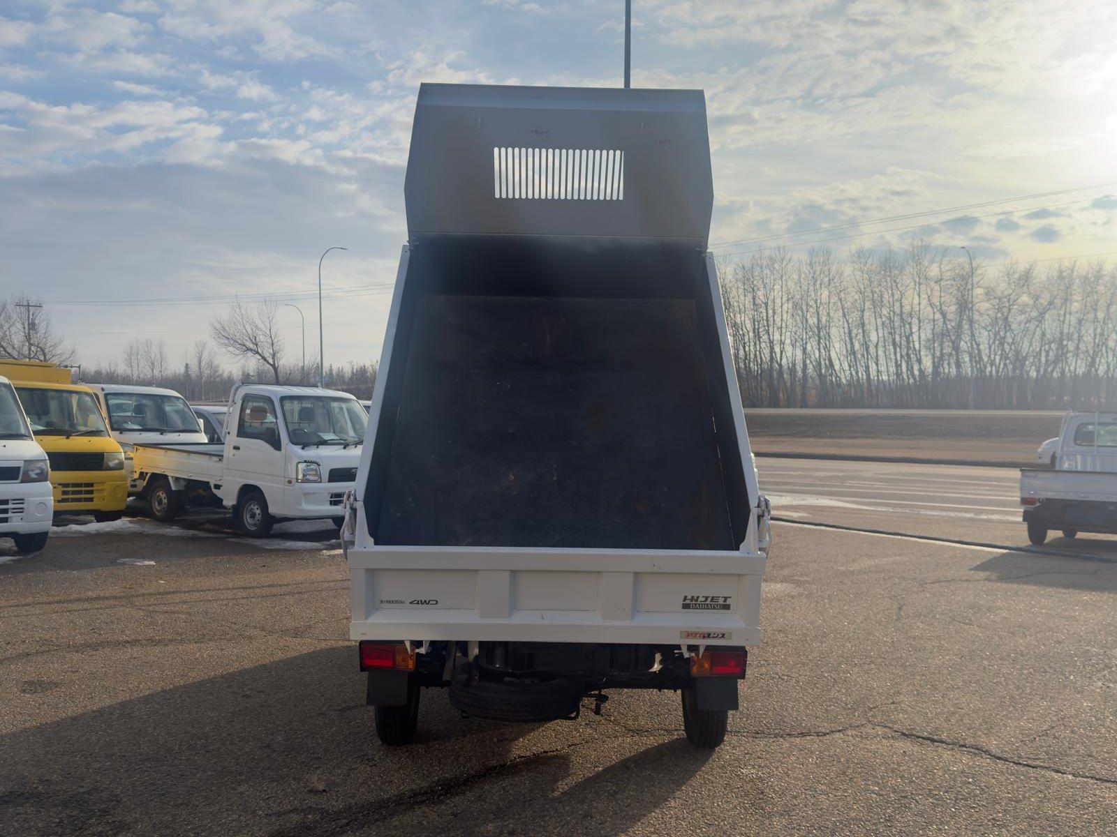 
								2008 Daihatsu Hijet PTO Mini Dump 4WD #170 full									