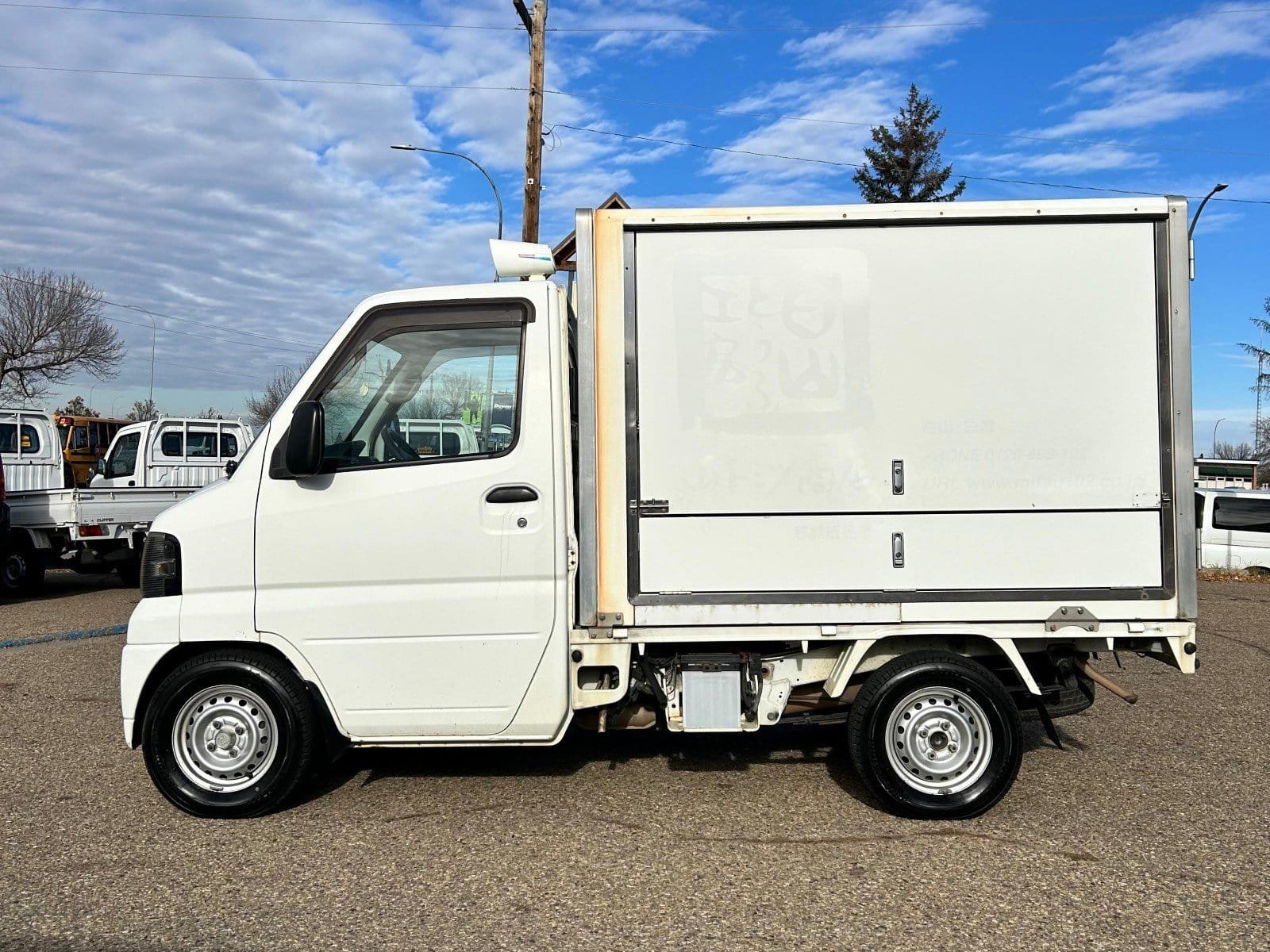 
								2008 Nissan Clipper Refrigerator Mini Truck 4WD #70 full									