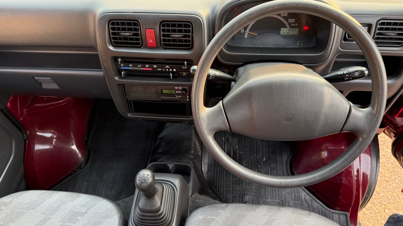 
								2002 Suzuki Carry Mini Truck #AA017 full									