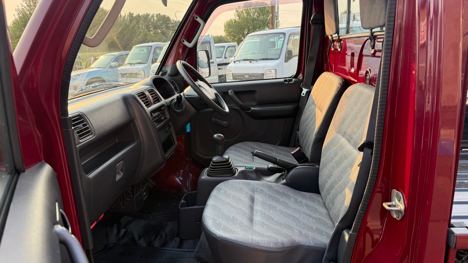 
								2002 Suzuki Carry Mini Truck #AA017 full									